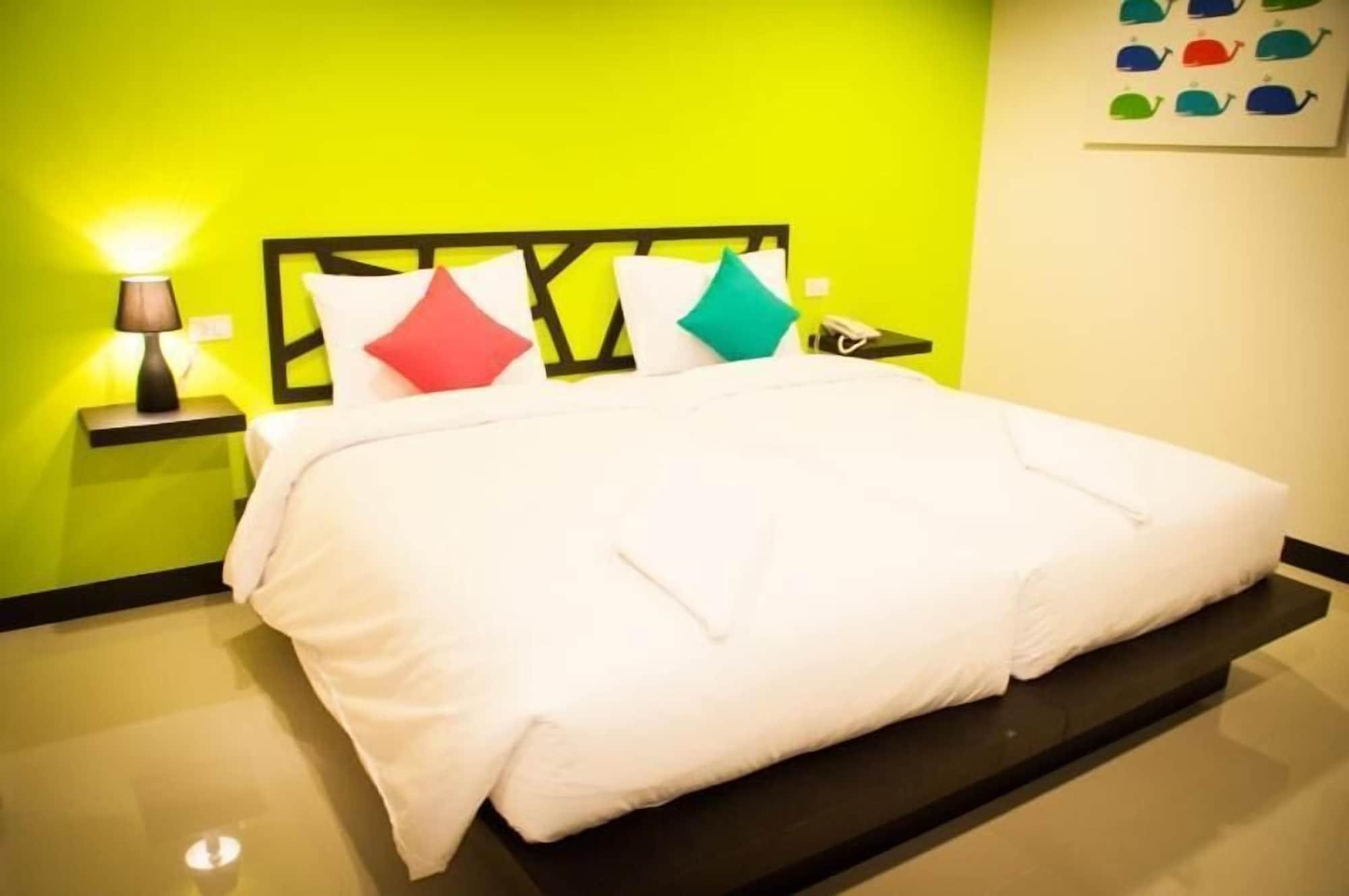 Sleep Whale Hotel Krabi Exterior photo