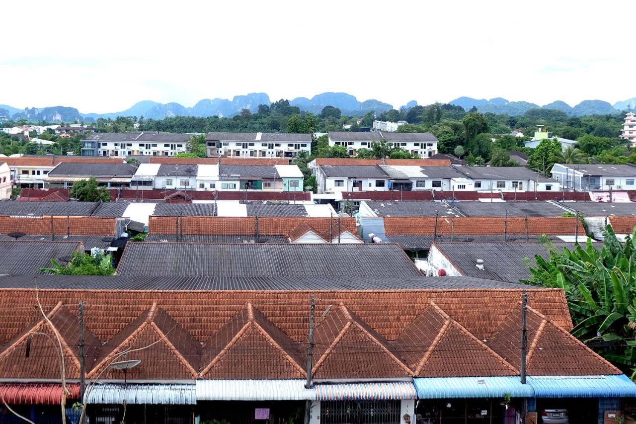 Sleep Whale Hotel Krabi Exterior photo