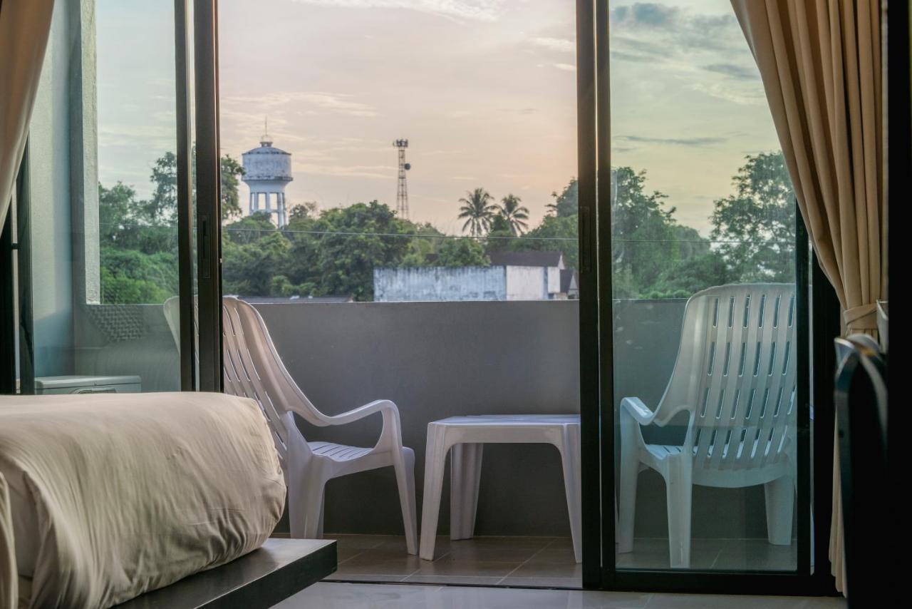 Sleep Whale Hotel Krabi Exterior photo