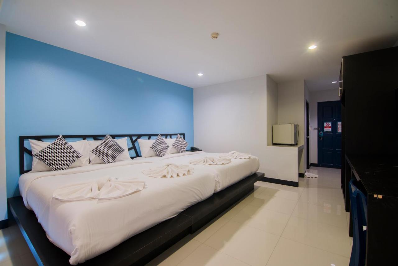 Sleep Whale Hotel Krabi Exterior photo