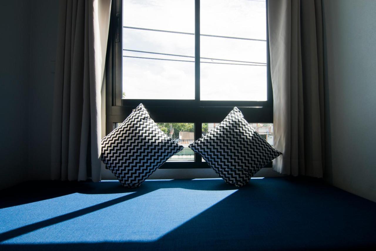 Sleep Whale Hotel Krabi Exterior photo