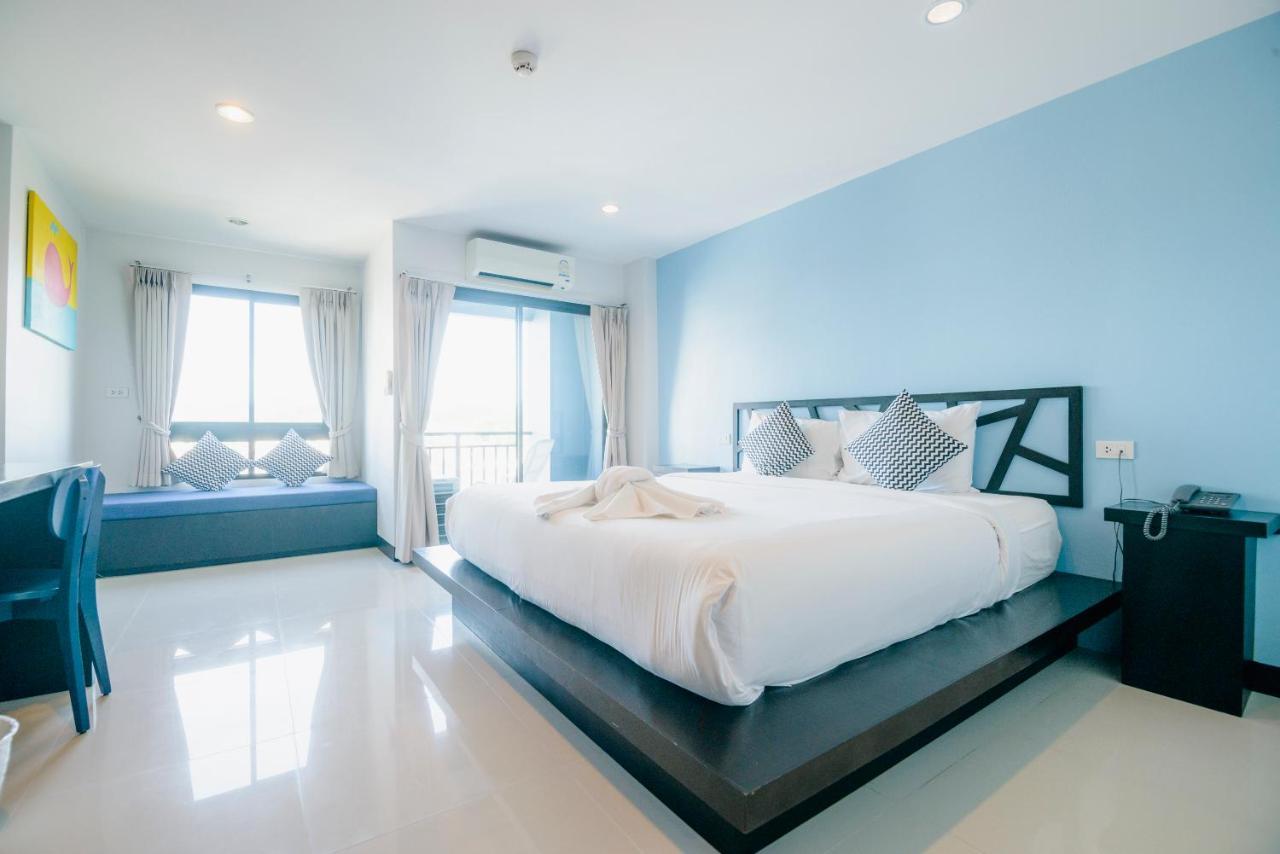 Sleep Whale Hotel Krabi Exterior photo