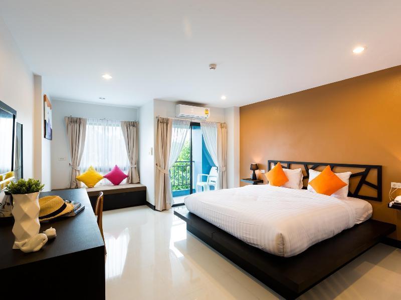 Sleep Whale Hotel Krabi Exterior photo