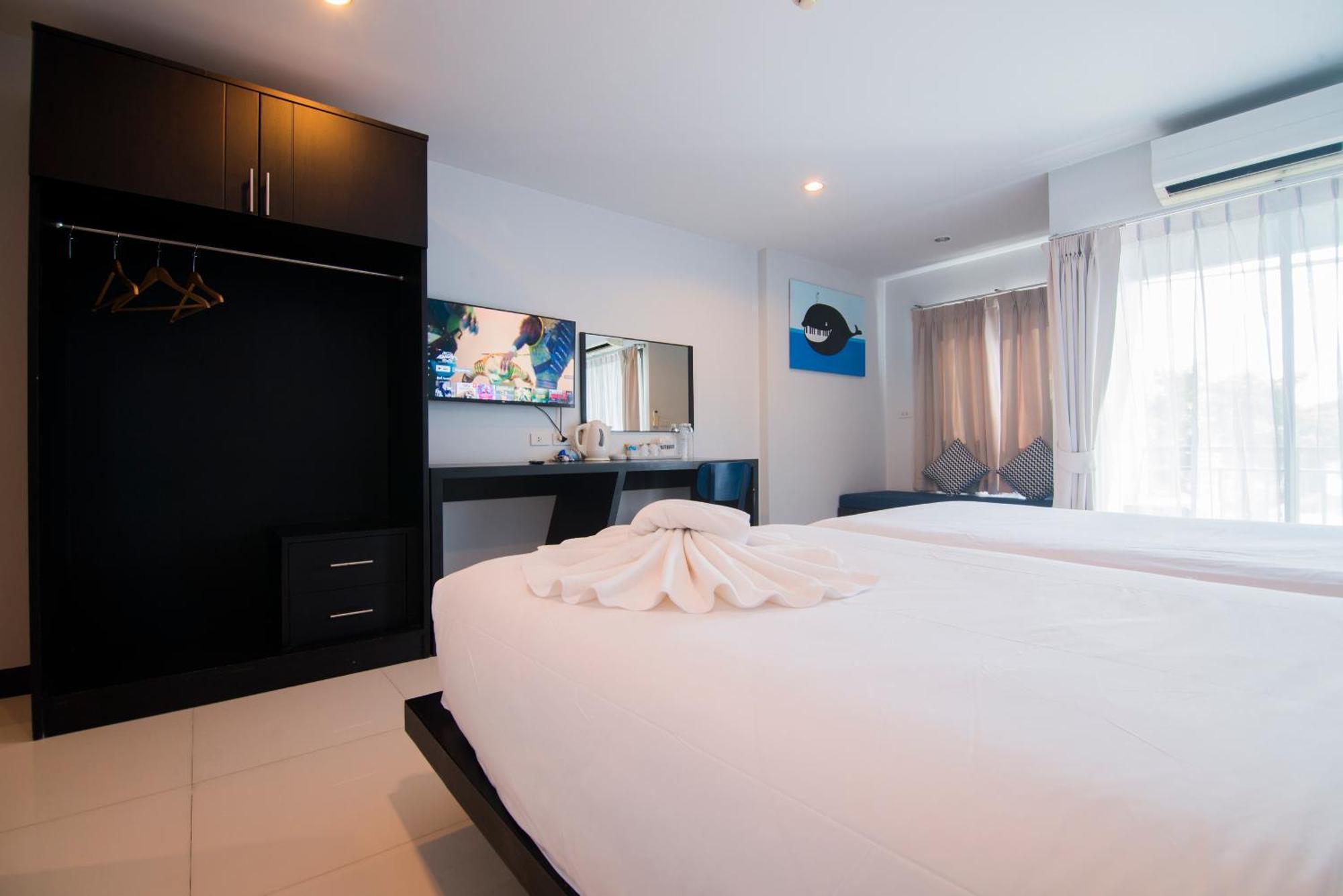 Sleep Whale Hotel Krabi Exterior photo